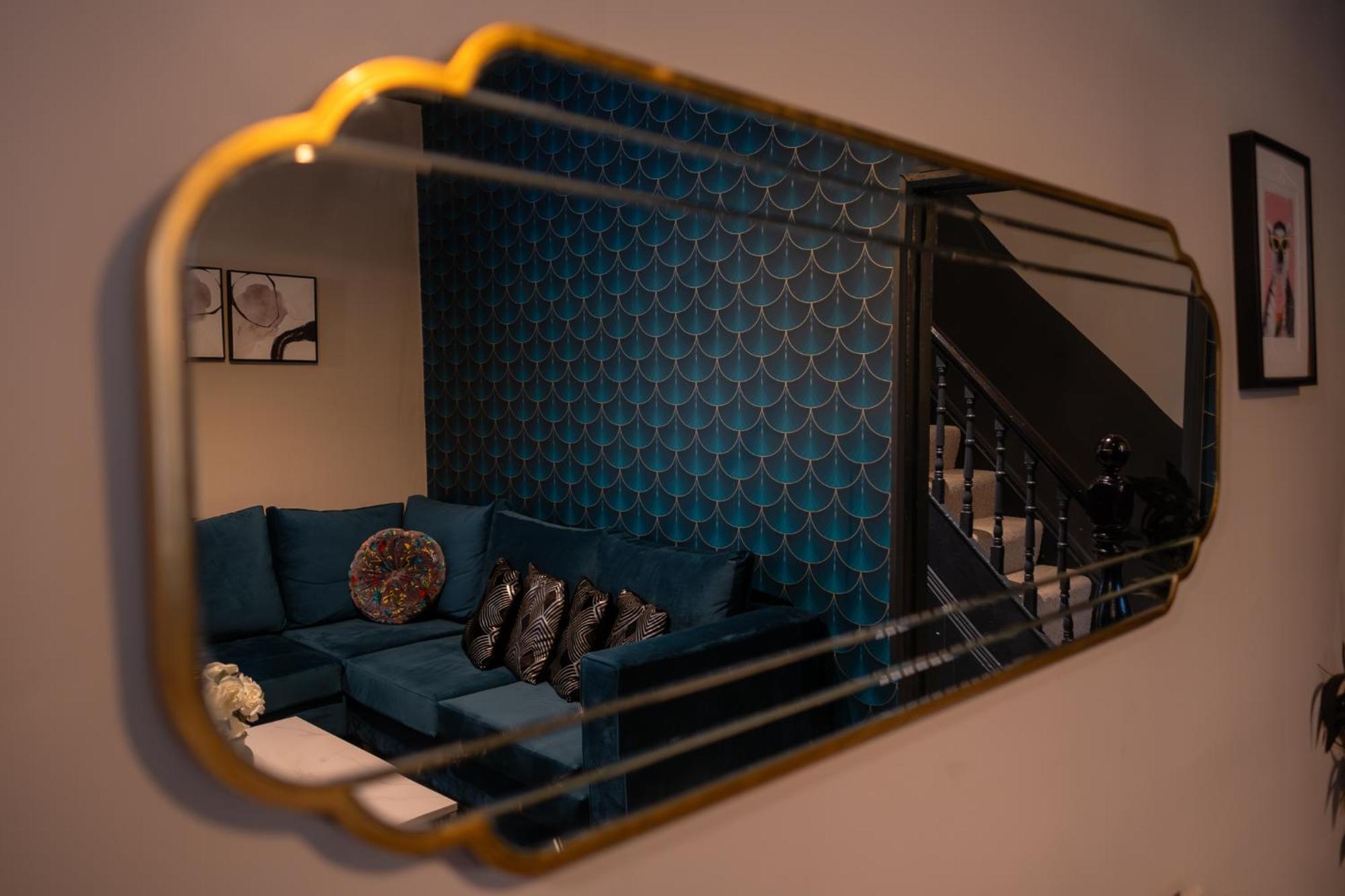Entire Modern House Liverpool, 6 Bedrooms Buitenkant foto