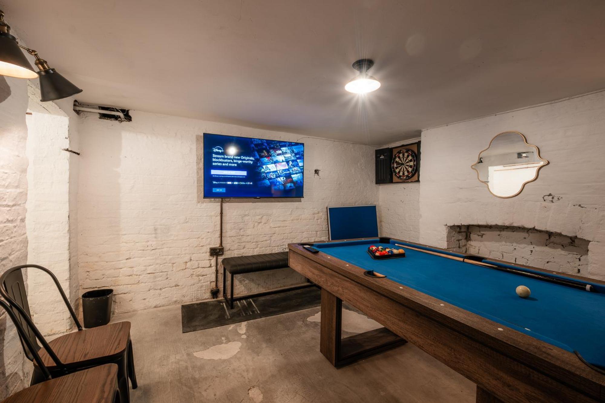 Entire Modern House Liverpool, 6 Bedrooms Buitenkant foto